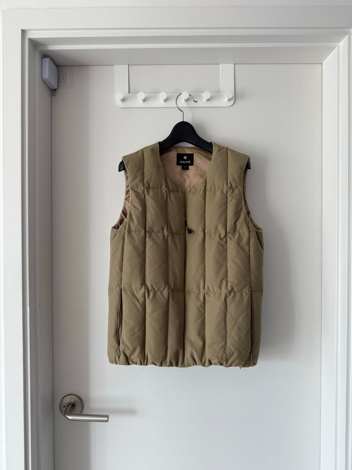 스노우픽 다운베스트 상품이미지1