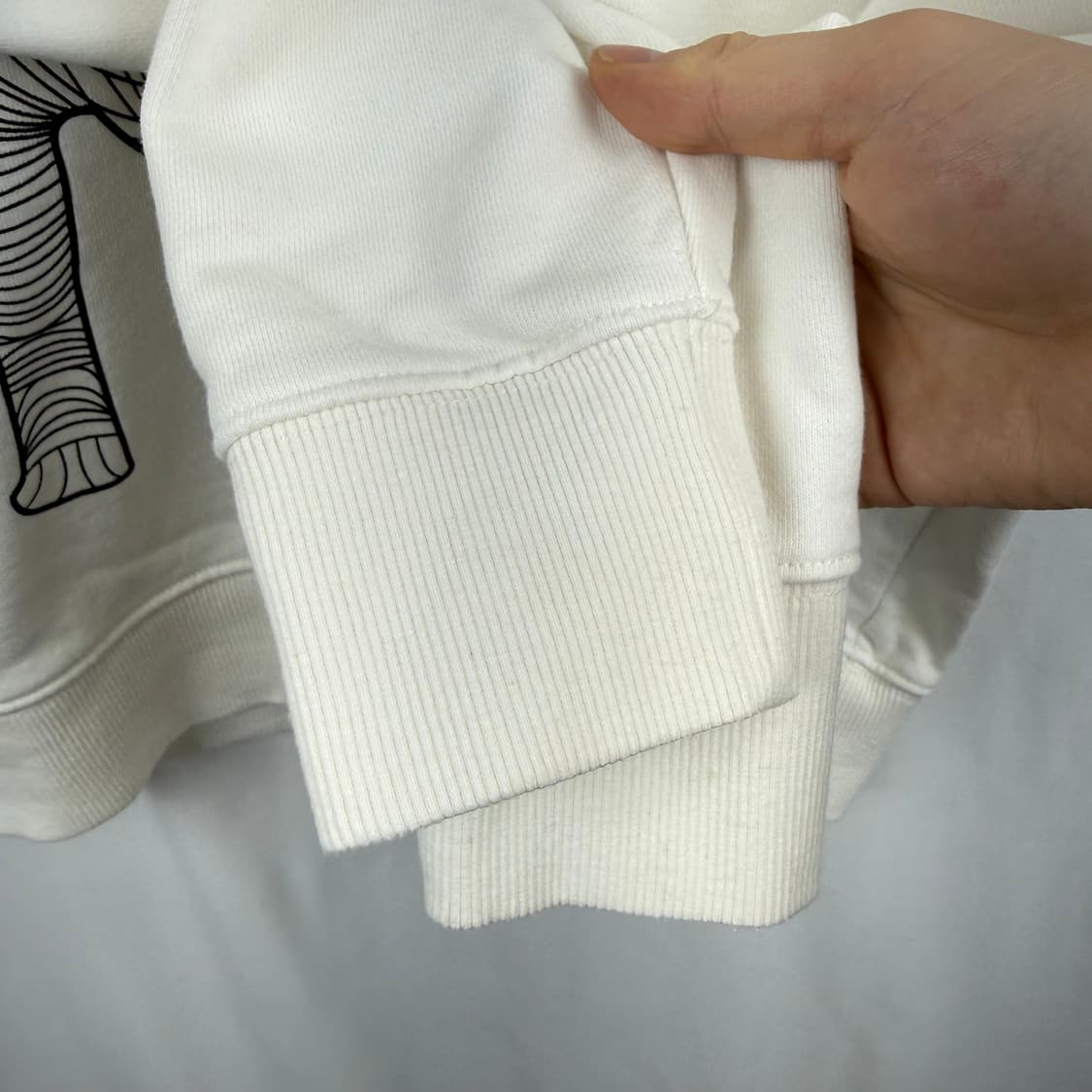 (XS) 라이프워크 그래픽 맨투맨 화이트 상품이미지4