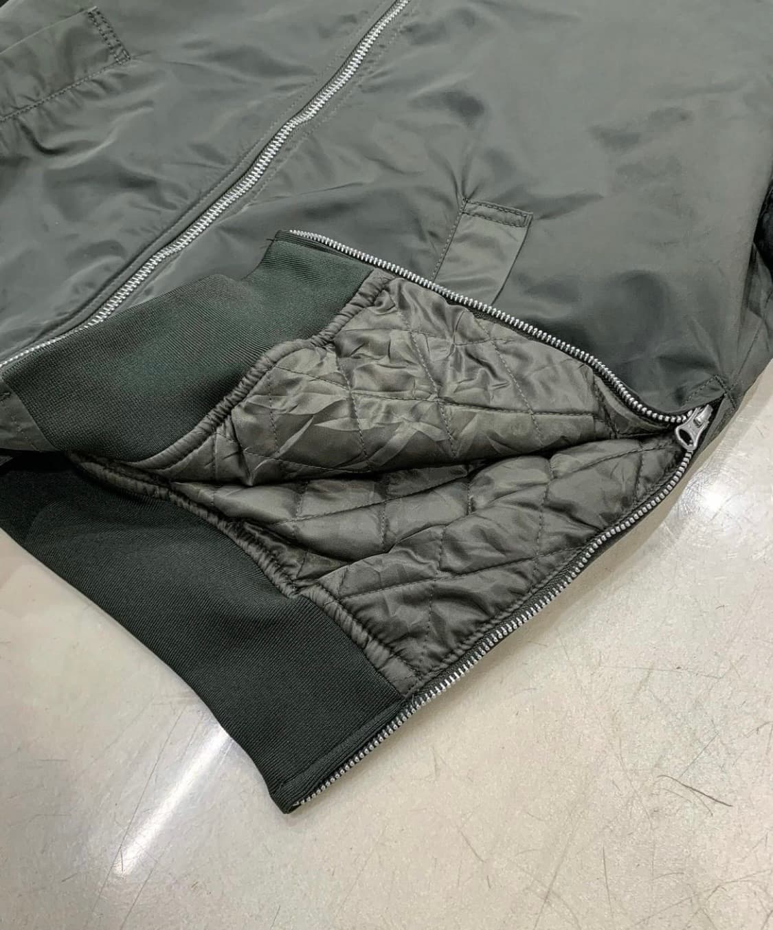 Sorona 나일론 사이드 지퍼 디테일 ma-1 재킷 상품이미지4