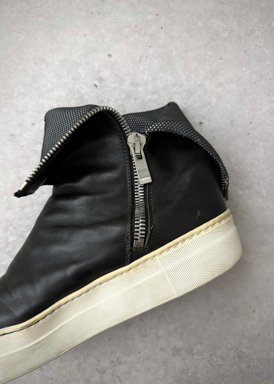Incarnation horse leather sneakers 상품이미지7