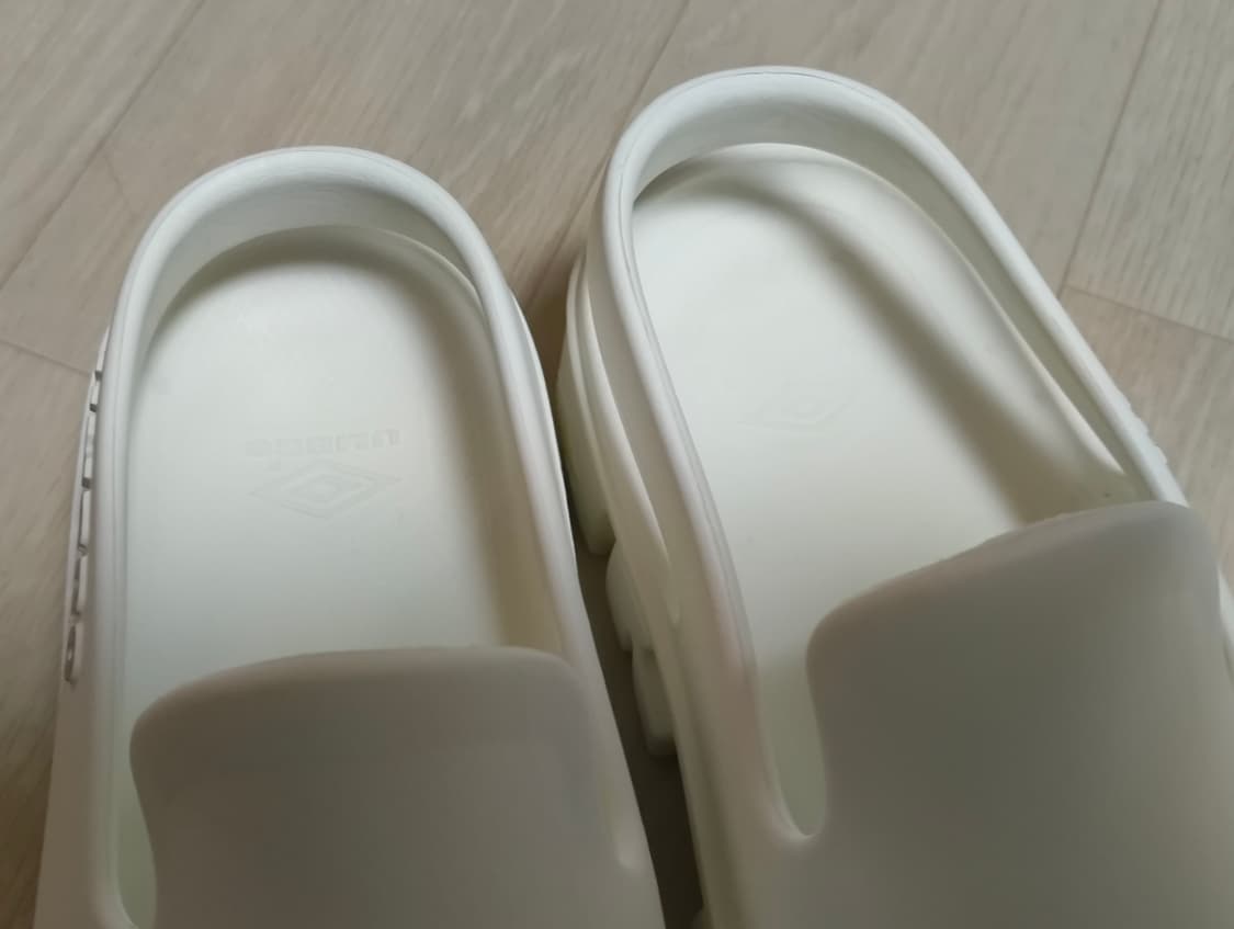 엄브로 토피 샌들 240사이즈 상품이미지4