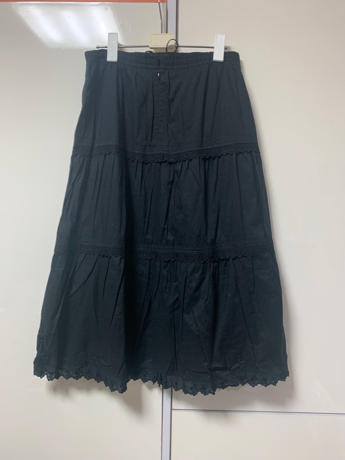 캉캉 모리걸하구미 아일렛 블랙 미디스커트 상품이미지2