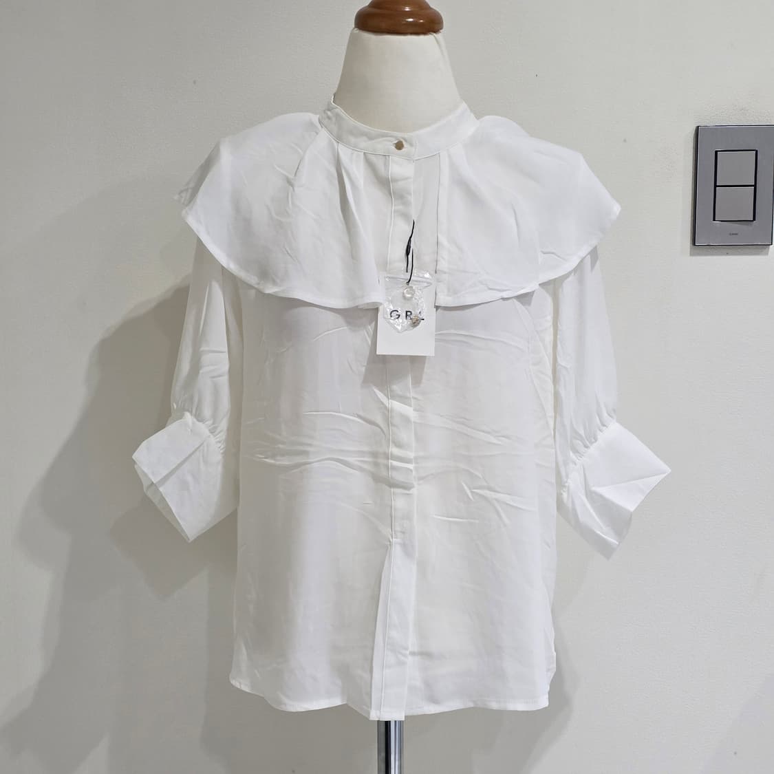 GRL 일본빈티지)화이트 프릴카라 공겜여주고딕로리타갸루 로맨틱 블라우스 상품이미지1