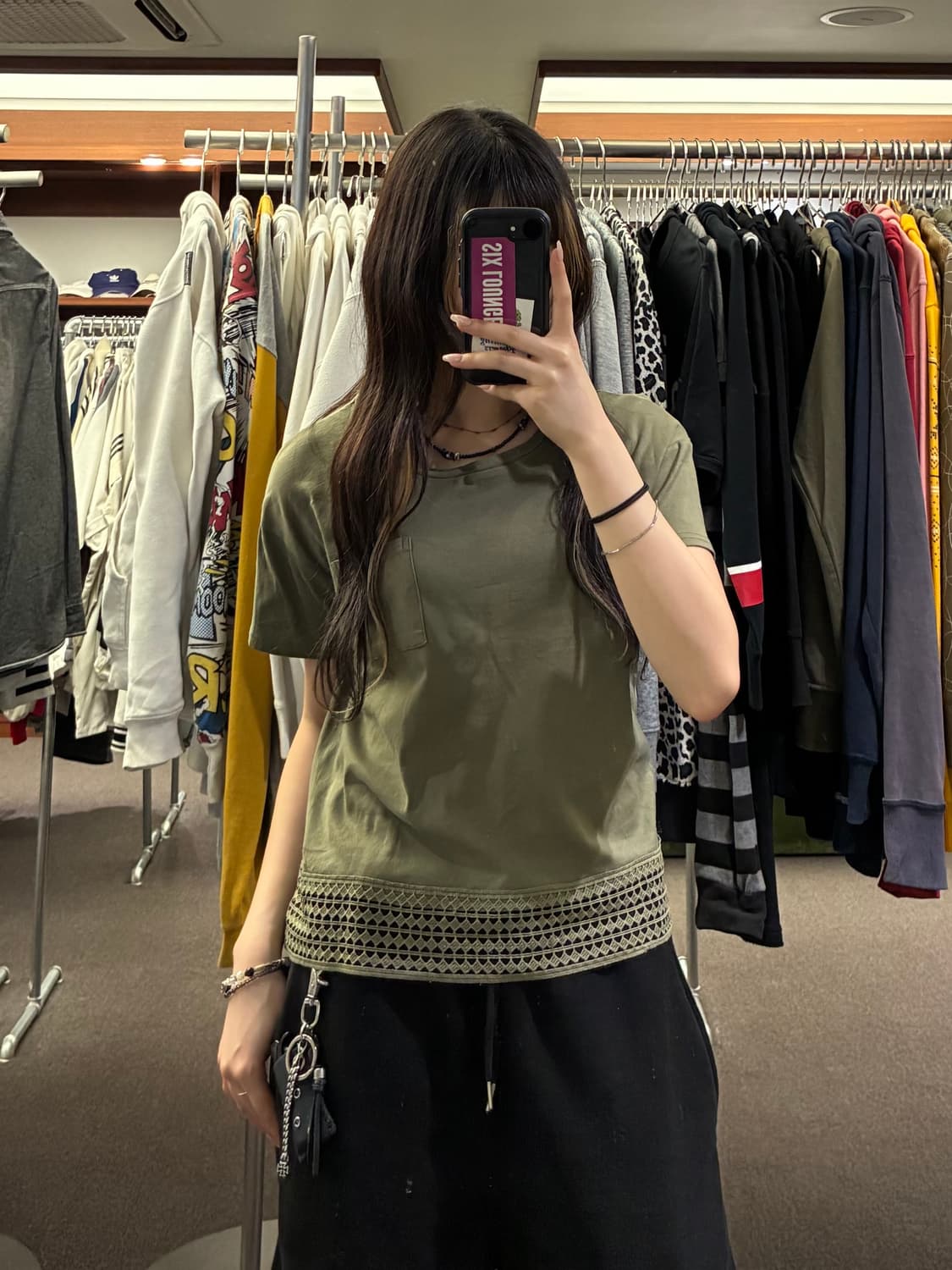M)Bri Colage 빈티지 여성 펀칭 디테일 반팔 티셔츠 상품이미지1