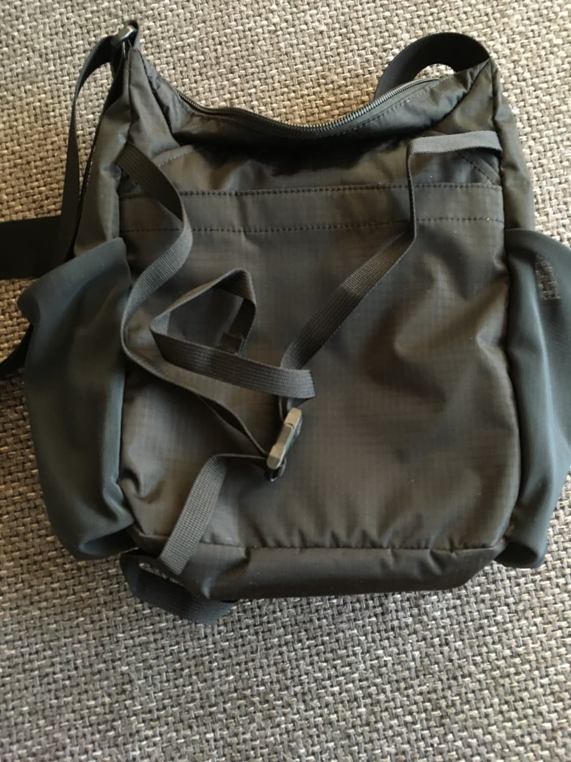 몽벨 크로스백 상품이미지4