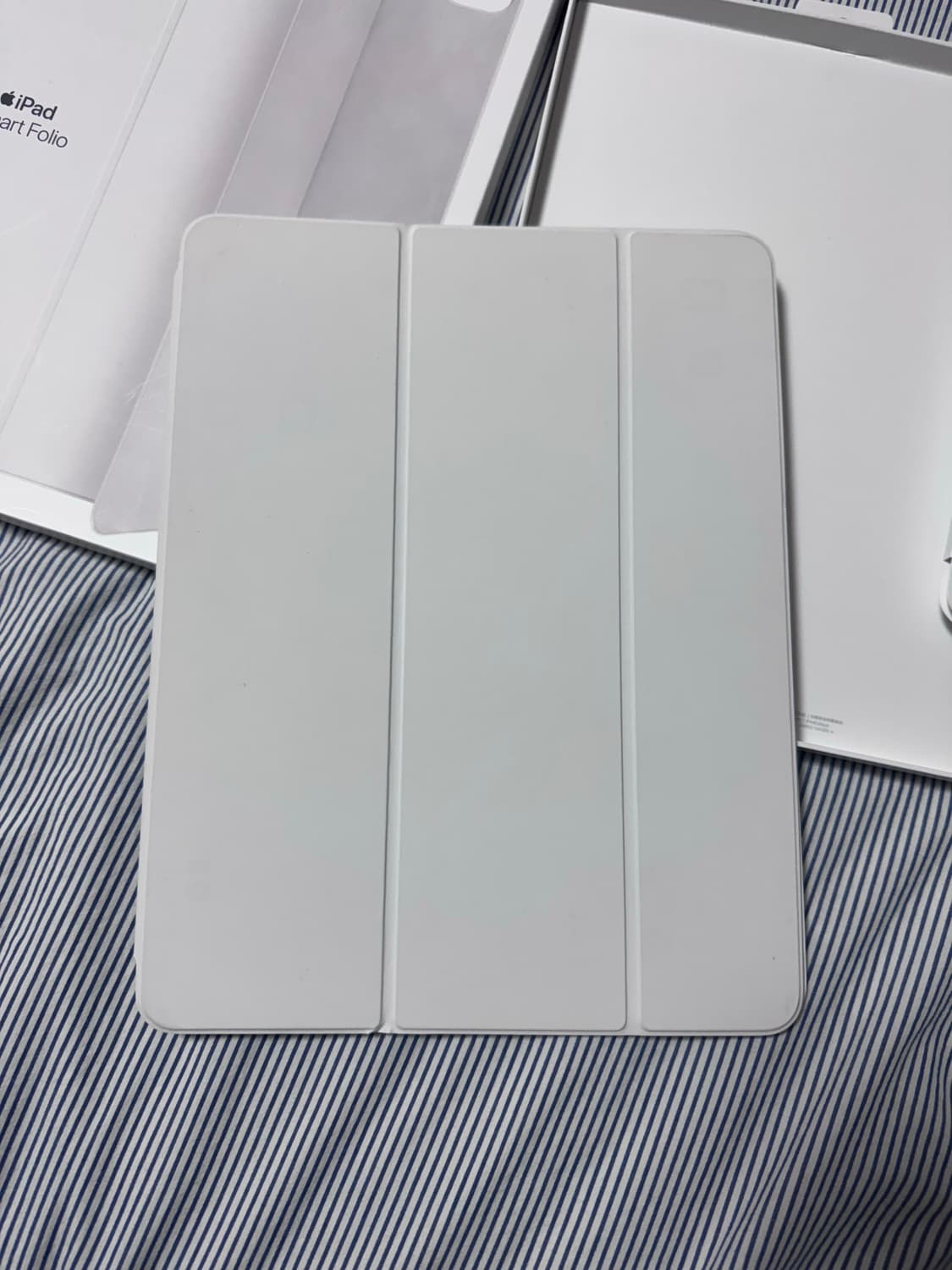 아이패드 프로 12.9 정품 스마트 폴리오 케이스 화이트 상품이미지3