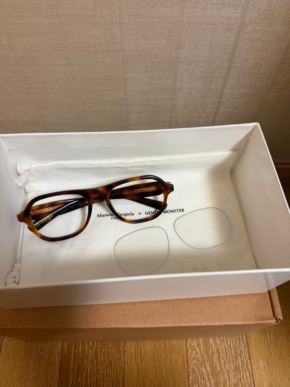 젠틀몬스터 x 메종 마르지엘라 MM113 톨토이즈쉘 클리어 호피 상품이미지4