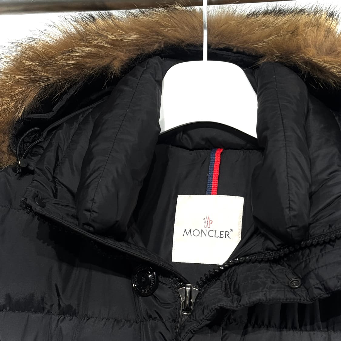 [정품] 몽클레어 클루니 1사이즈  상품이미지4