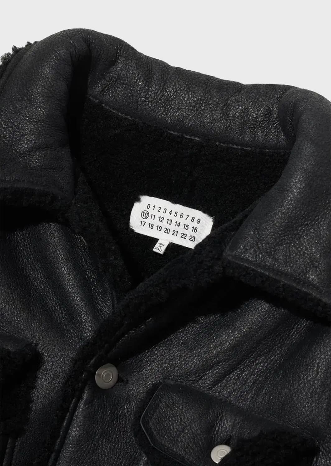 [네고가능] 메종 마르지엘라 가죽 무스탕 상품이미지3