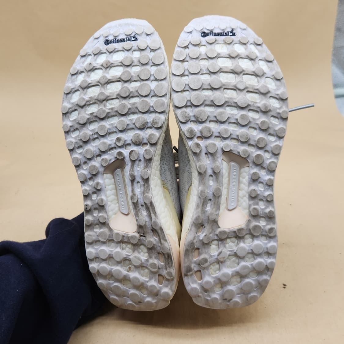 아디다스 울트라부스트 여성운동화235  상품이미지3