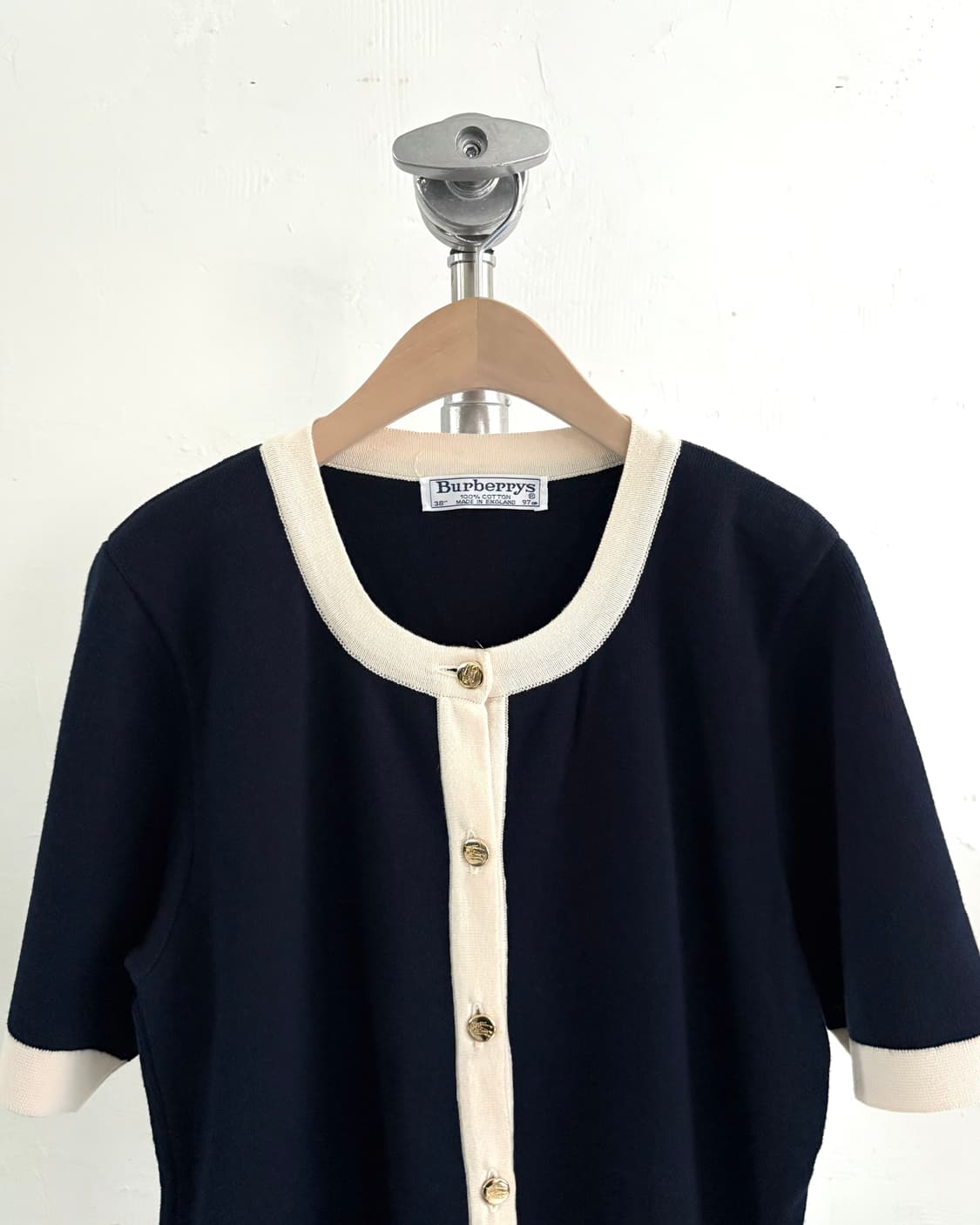 Burberry 버버리 금장 네이비 반팔 가디건 상품이미지9