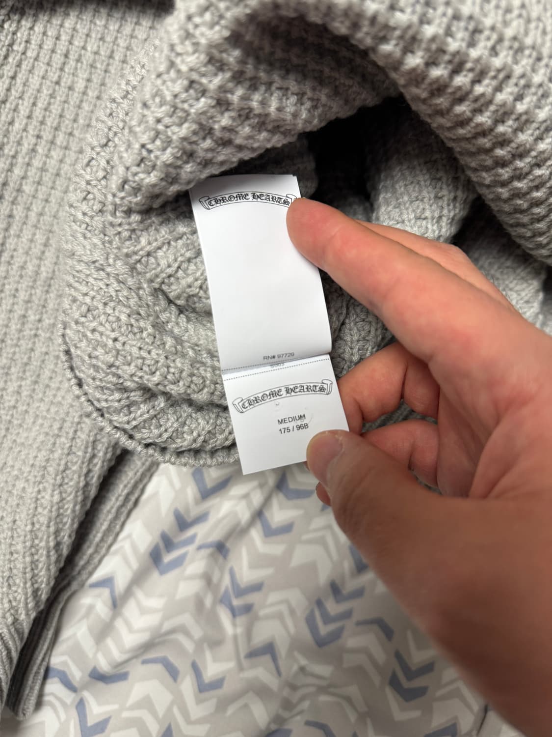 [새상품] 크롬하츠 블랙 패치 니트 가디건 그레이 M 상품이미지6