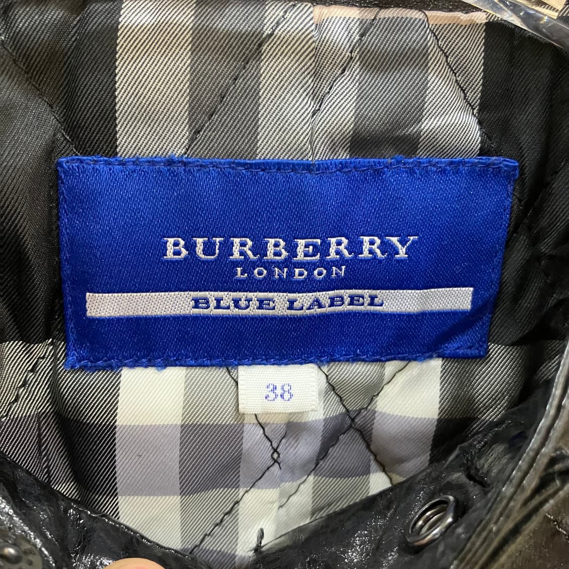 버버리 블루라벨 블랙 퀄팅 레더 자켓 38 상품이미지2