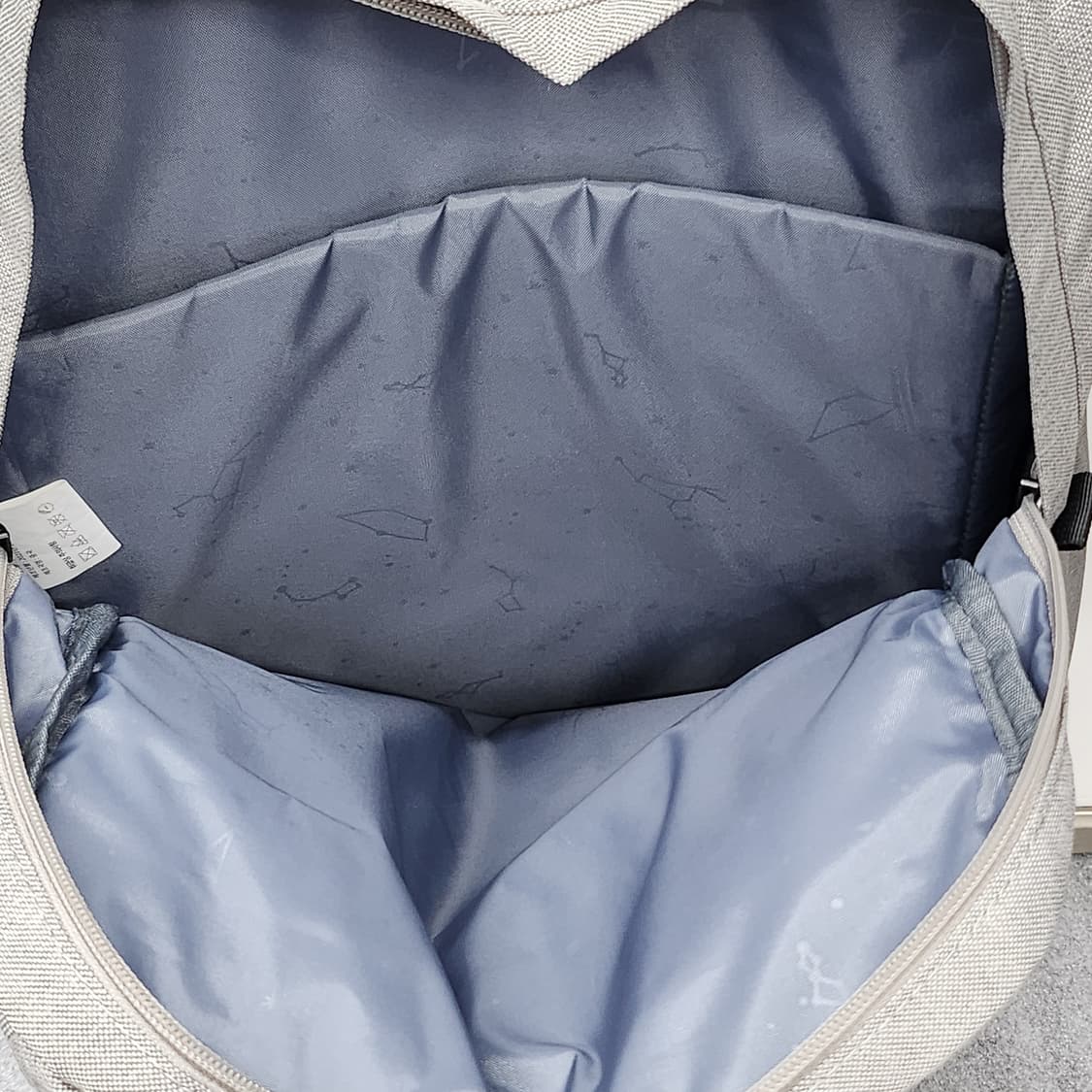 내셔널지오그래픽 백팩 그레이 투톤 컬러 상품이미지8