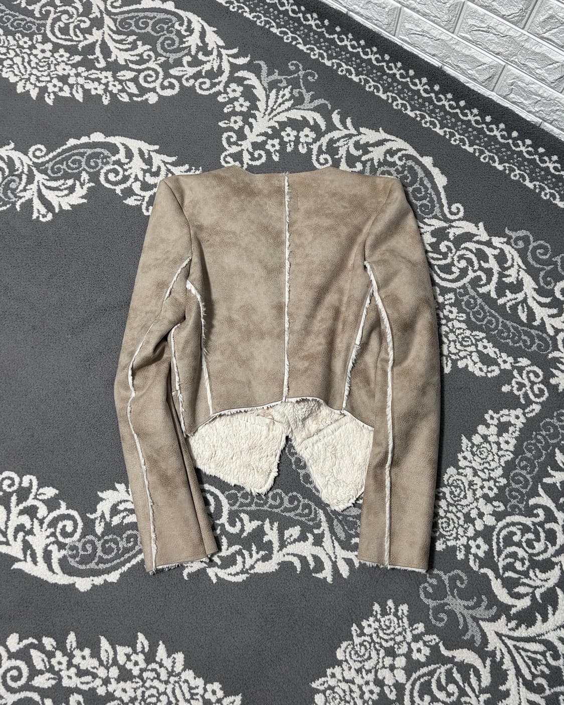 드레이프 크롭 퍼 자켓 상품이미지4