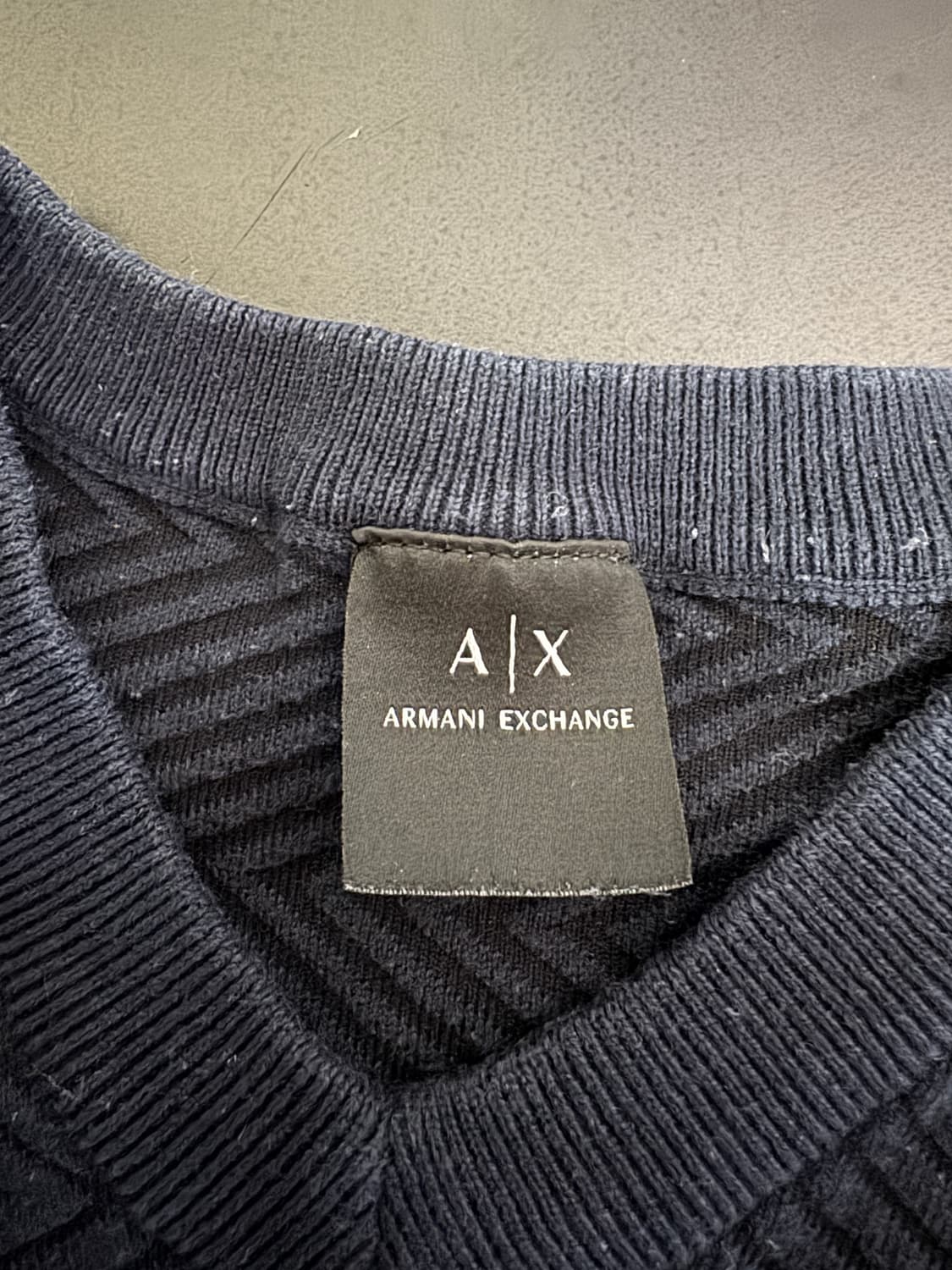 아르마니 익스체인지 미니멀 브이넥 코튼 물결 니트 L ~ XL 네이비 상품이미지4