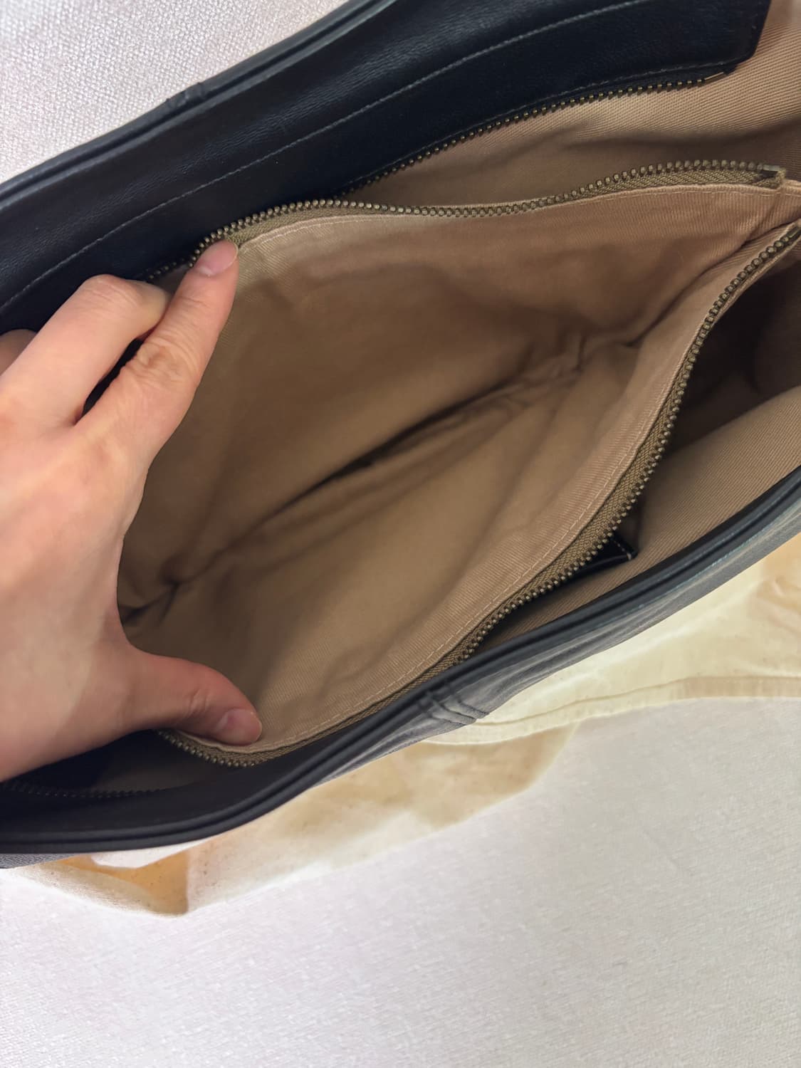 유르트 단 크로스바디백 상품이미지3