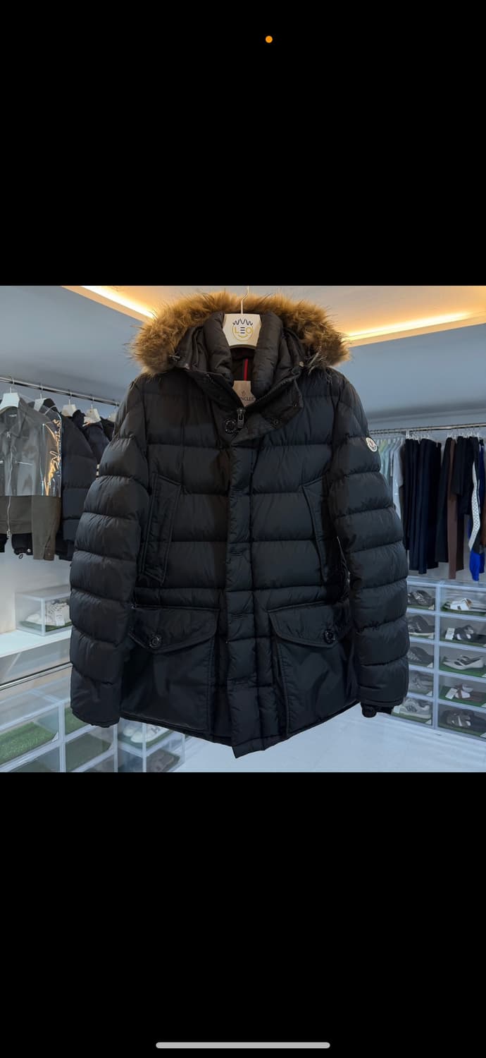 [리오브전포점] 몽클레어 클루니 와펜 패치 패딩 상품이미지1