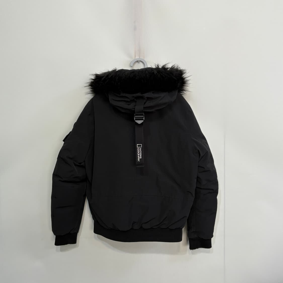 내셔널지오그래픽 타루가 숏패딩 85 여성 블랙 상품이미지2