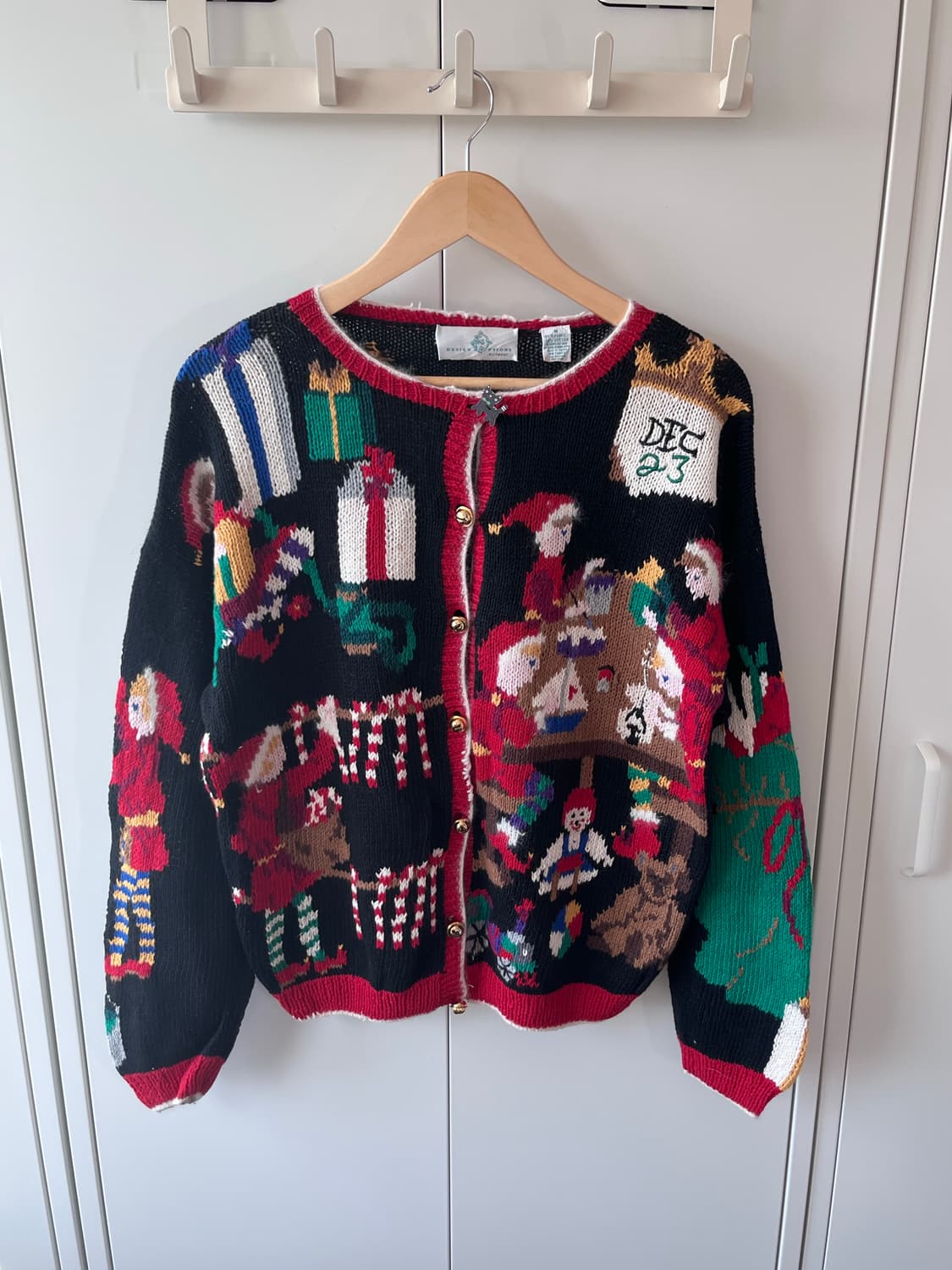 Design ptions 크리스마스 작업실 니트 가디건  상품이미지7