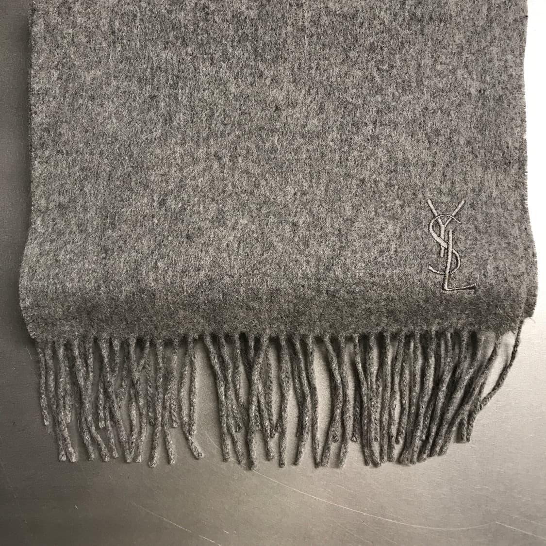 생로랑 머플러 그레이 상품이미지2