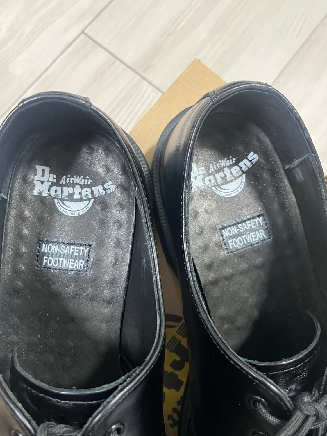 [280] 닥터마틴 1461 스틸토 브로그 상품이미지3