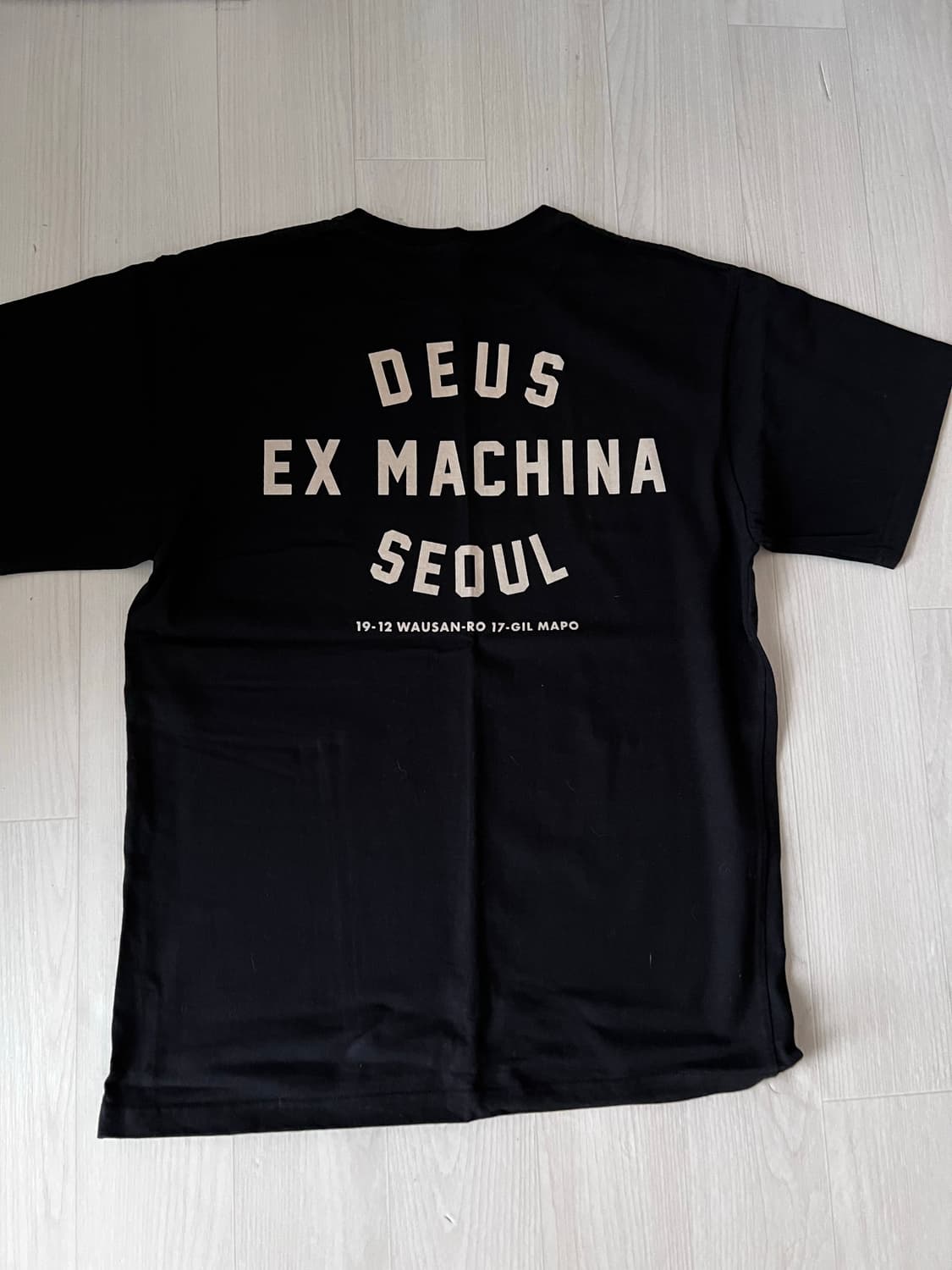 데우스 반팔 상품이미지1