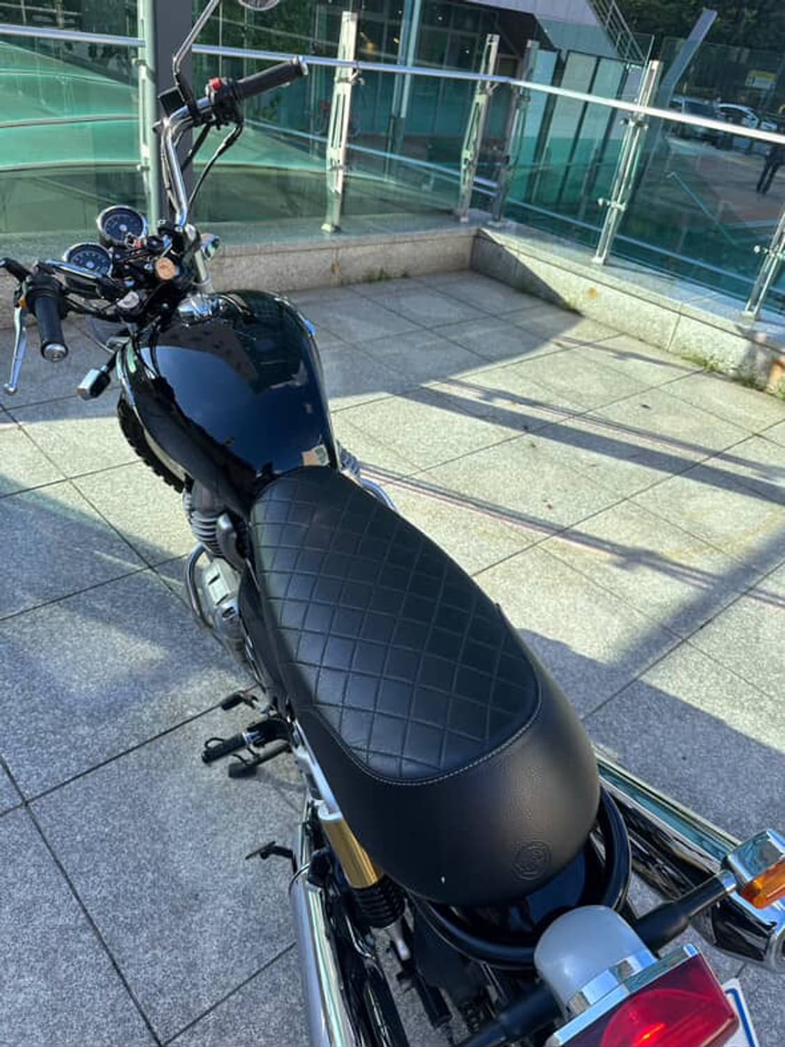 21년식 로얄엔필드 인터셉터 650 16,xxx km 팝니다 상품이미지9