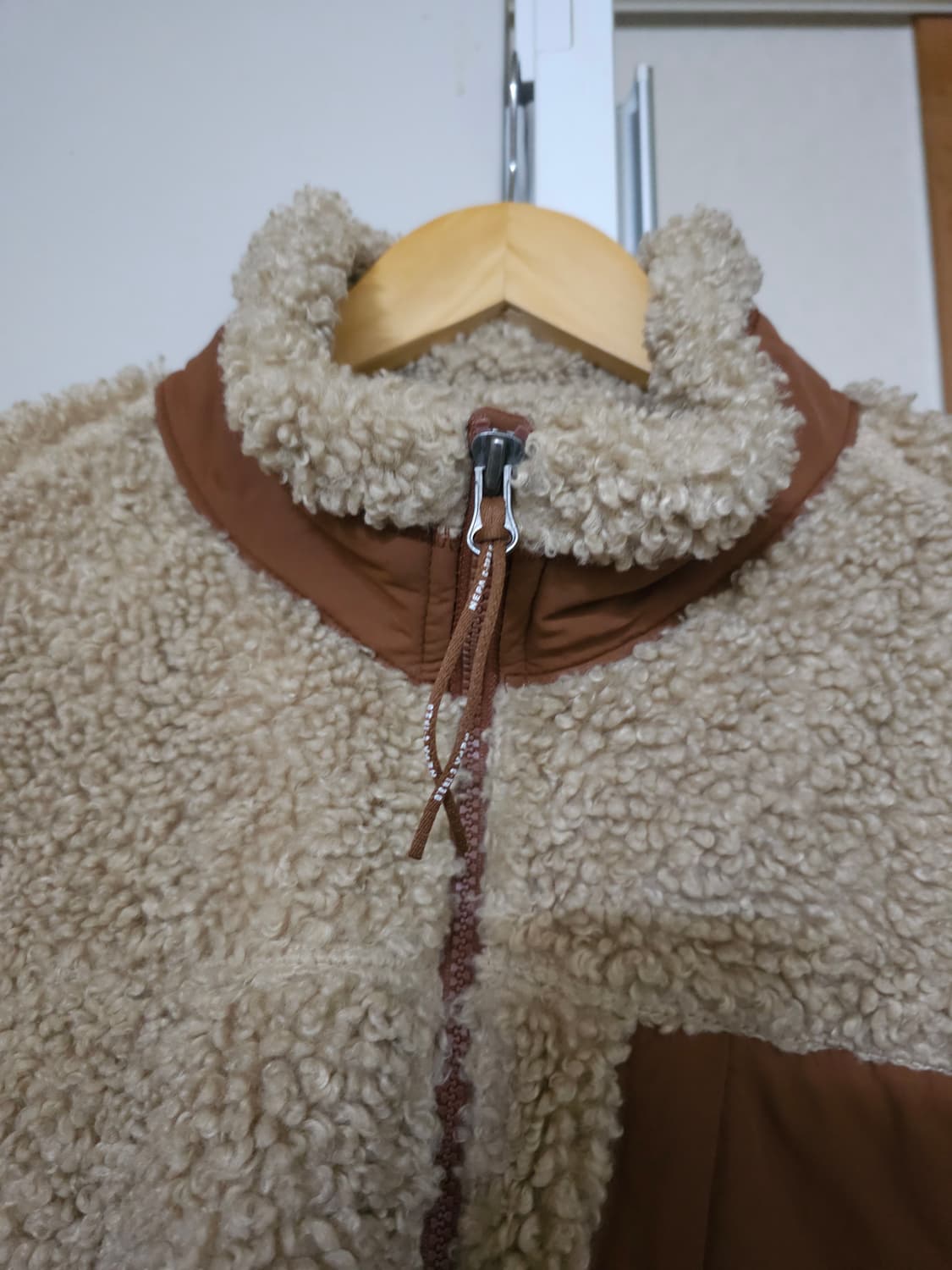 네파 뽀글이 플리스 자켓 베이지 상품이미지3