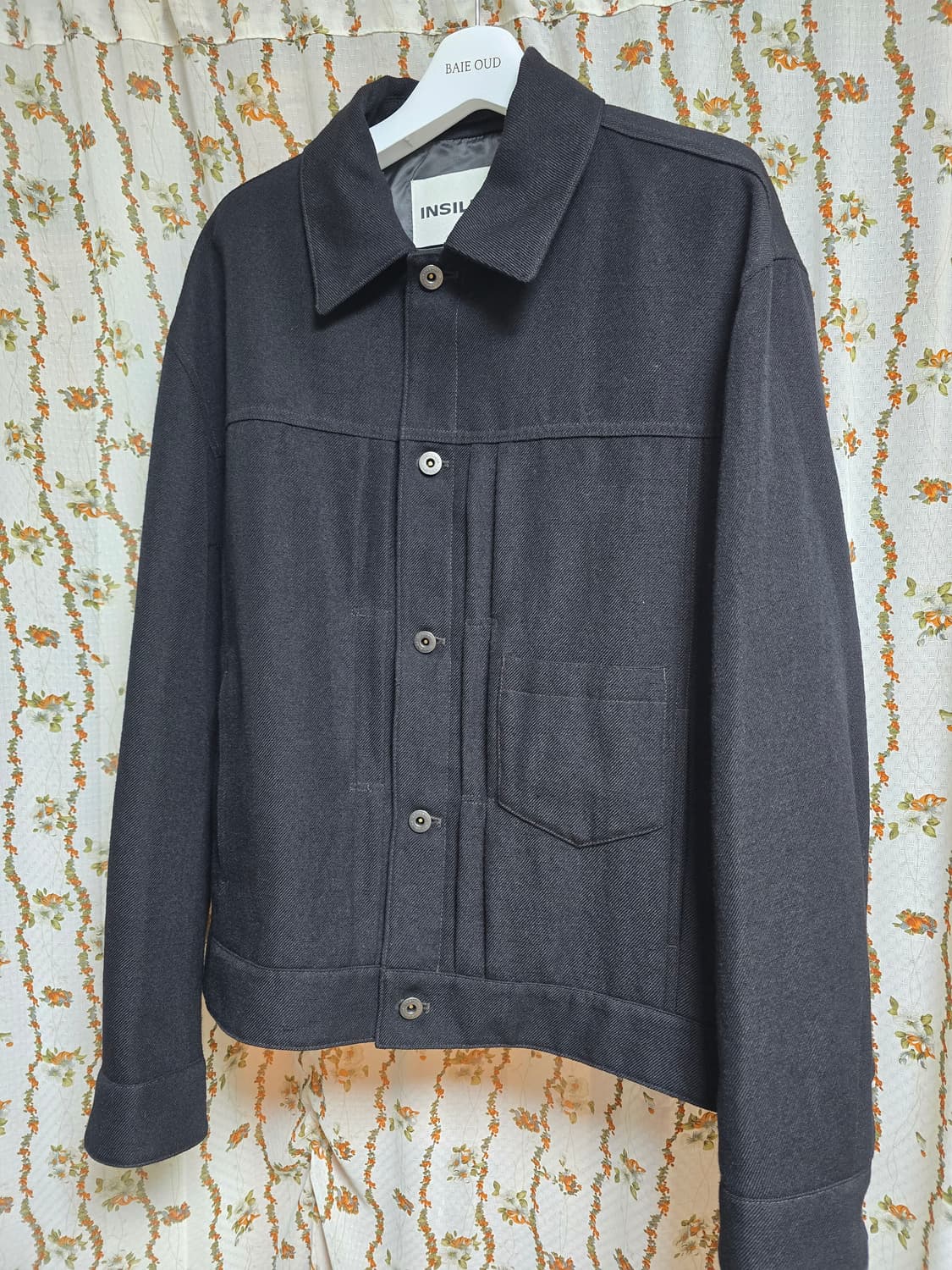 인사일런스 울 타입1 블랙 M 사이즈 팝니다 상품이미지1