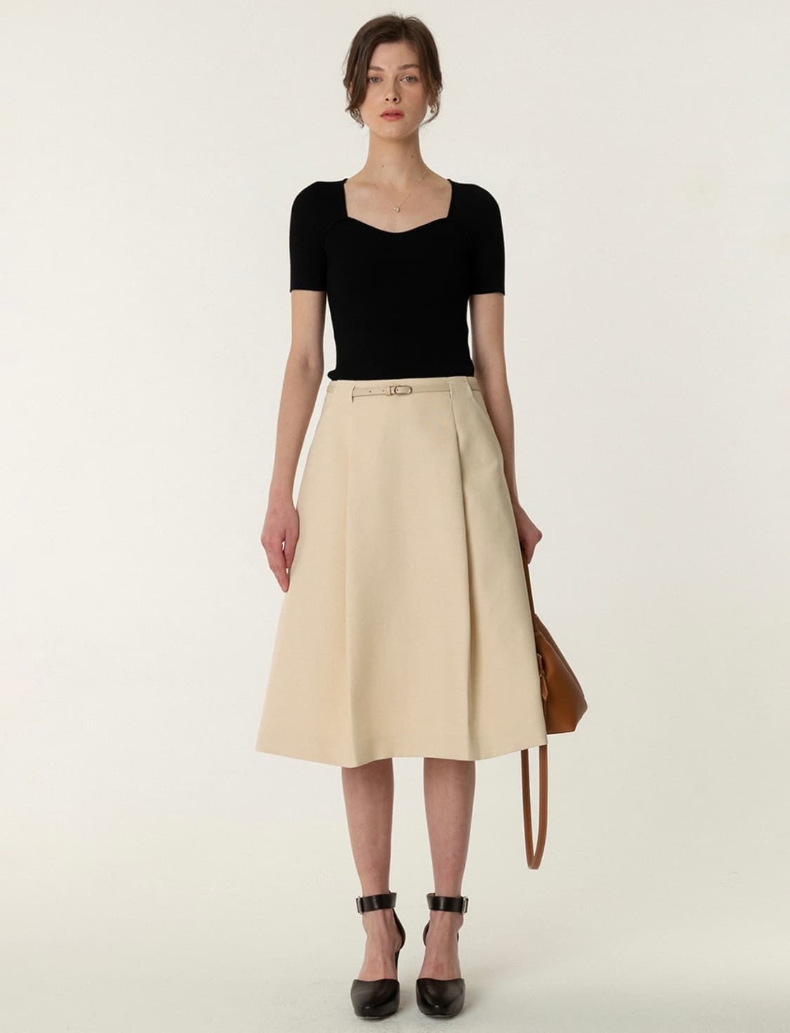 킨더살몬 하트넥 니트 탑 상품이미지2