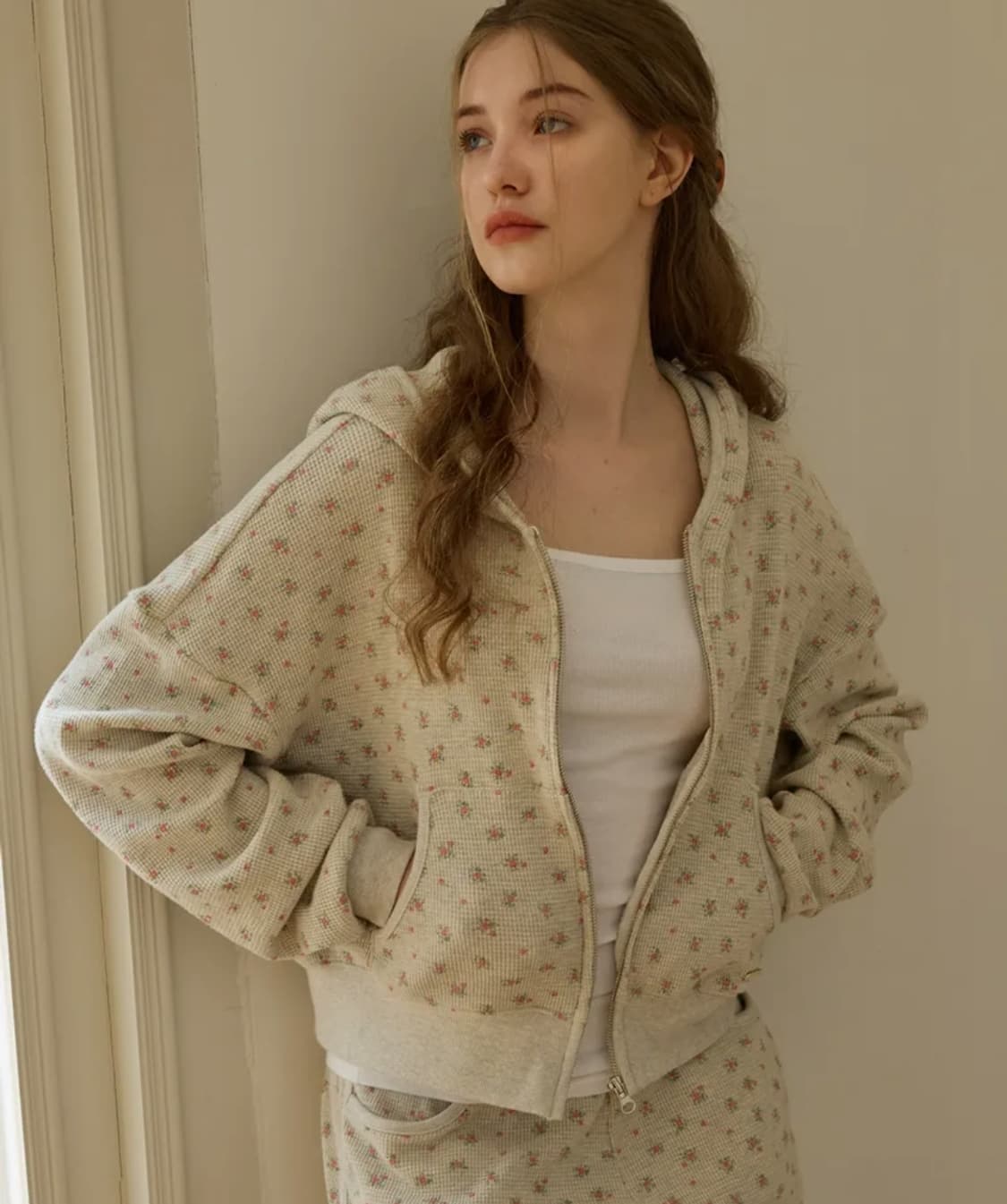 새상품)) 레터프롬문 앤디 플라워 와플 후드 집업 쇼츠 세트 오트밀 상품이미지4