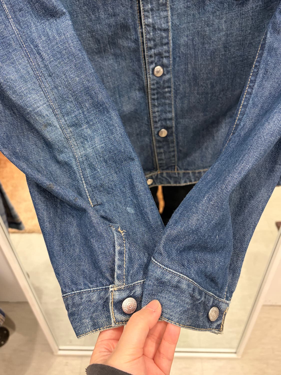 00s Levis 리바이스 엔지니어드 데님 트러커 자켓 상품이미지4