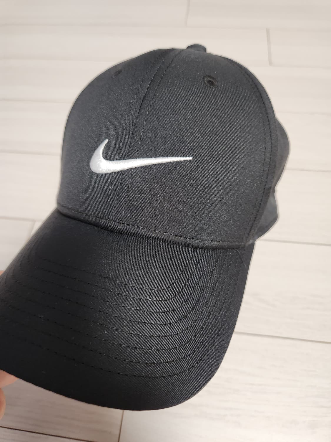 미사용 새상품) 나이키 골프 레거시91 볼캡 모자 사이즈free

여러  상품이미지1