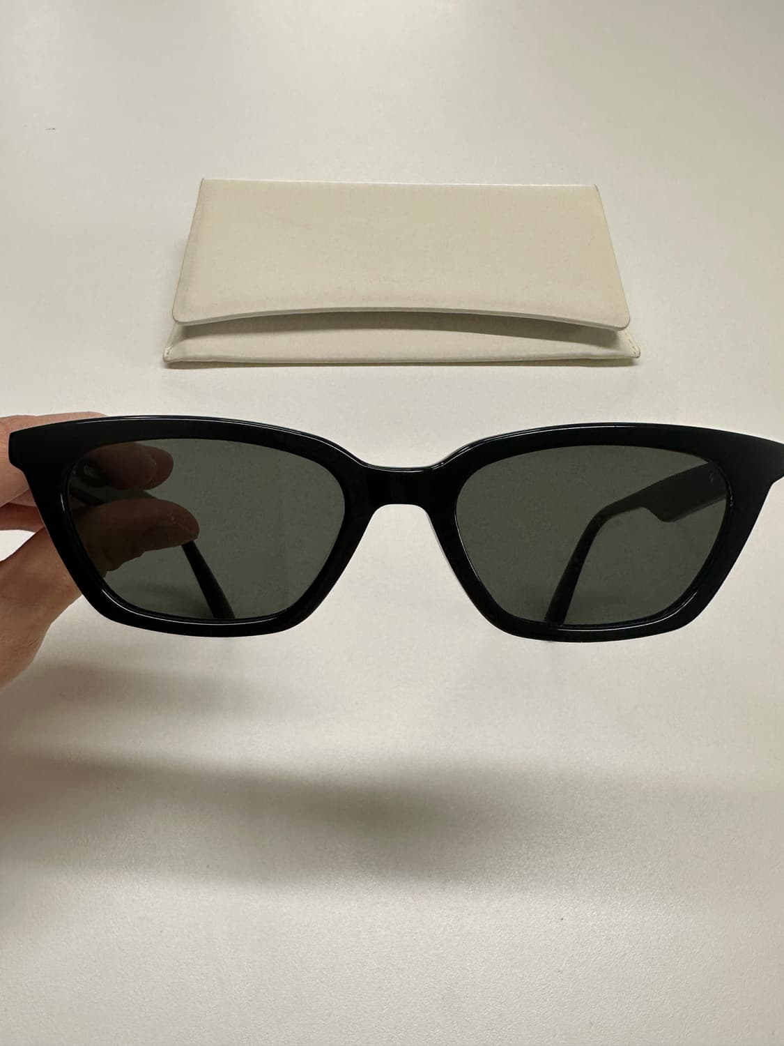 젠틀몬스터 Loti 01 블랙 상품이미지5