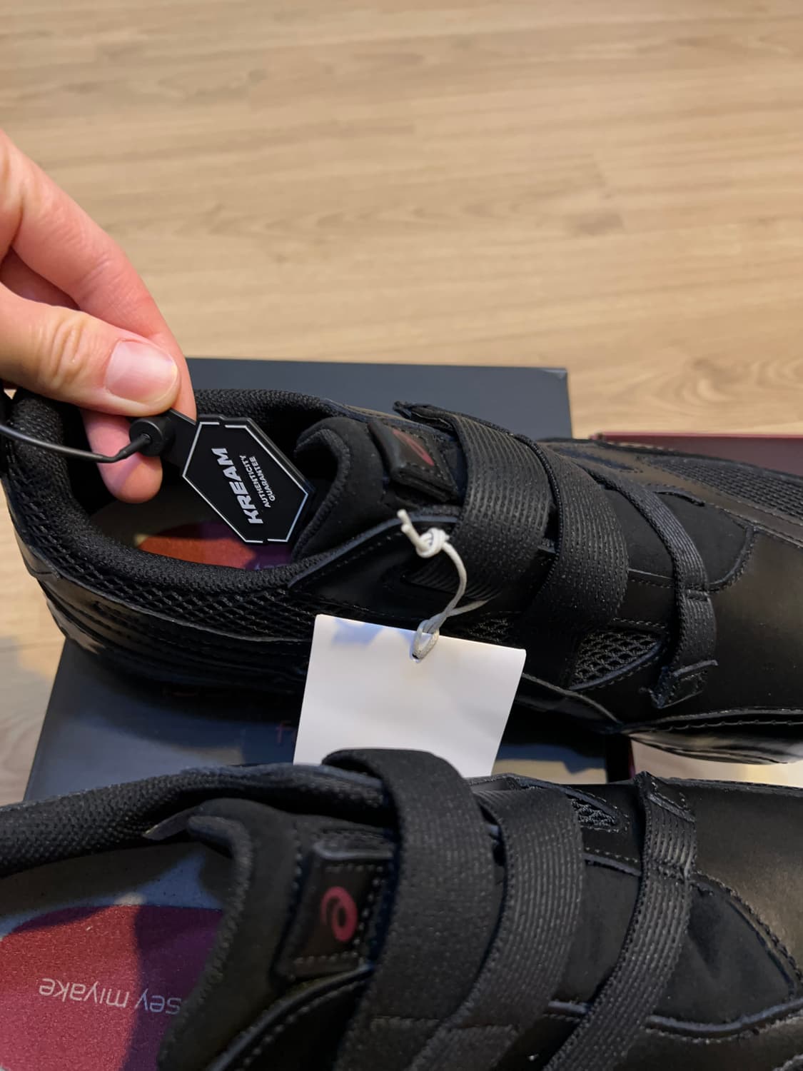 아식스X이세이미야케 하이퍼 테이핑 블랙 290 상품이미지4