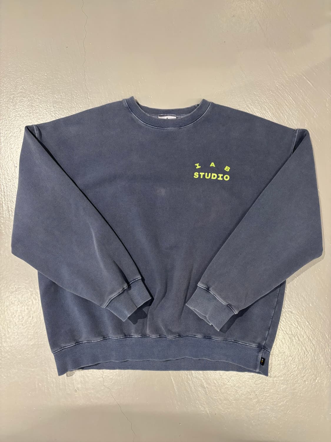 아이앱스튜디오 피그먼트 맨투맨  상품이미지4