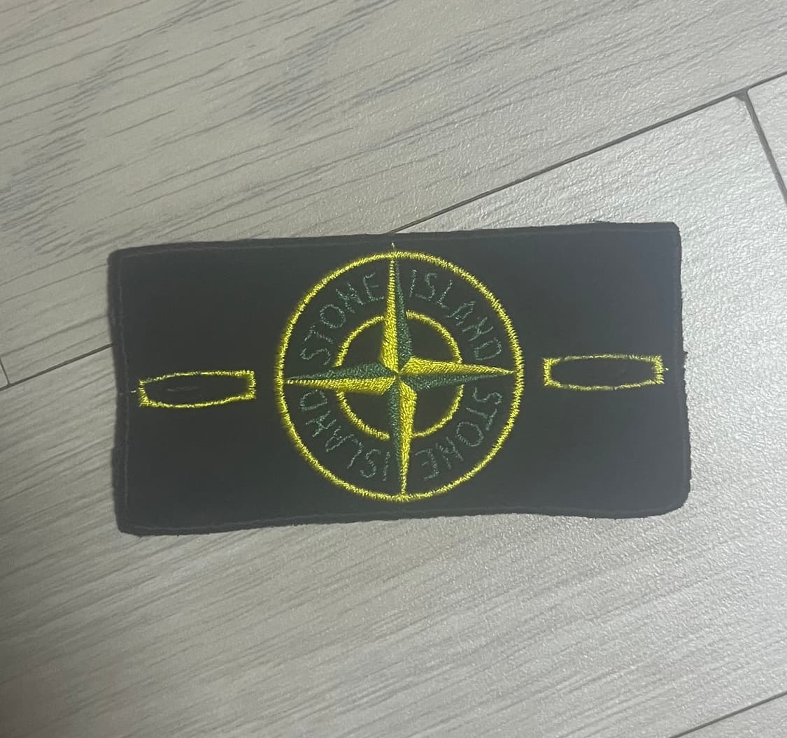 정품 스톤아일랜드 와펜 판매합니다 상품이미지1