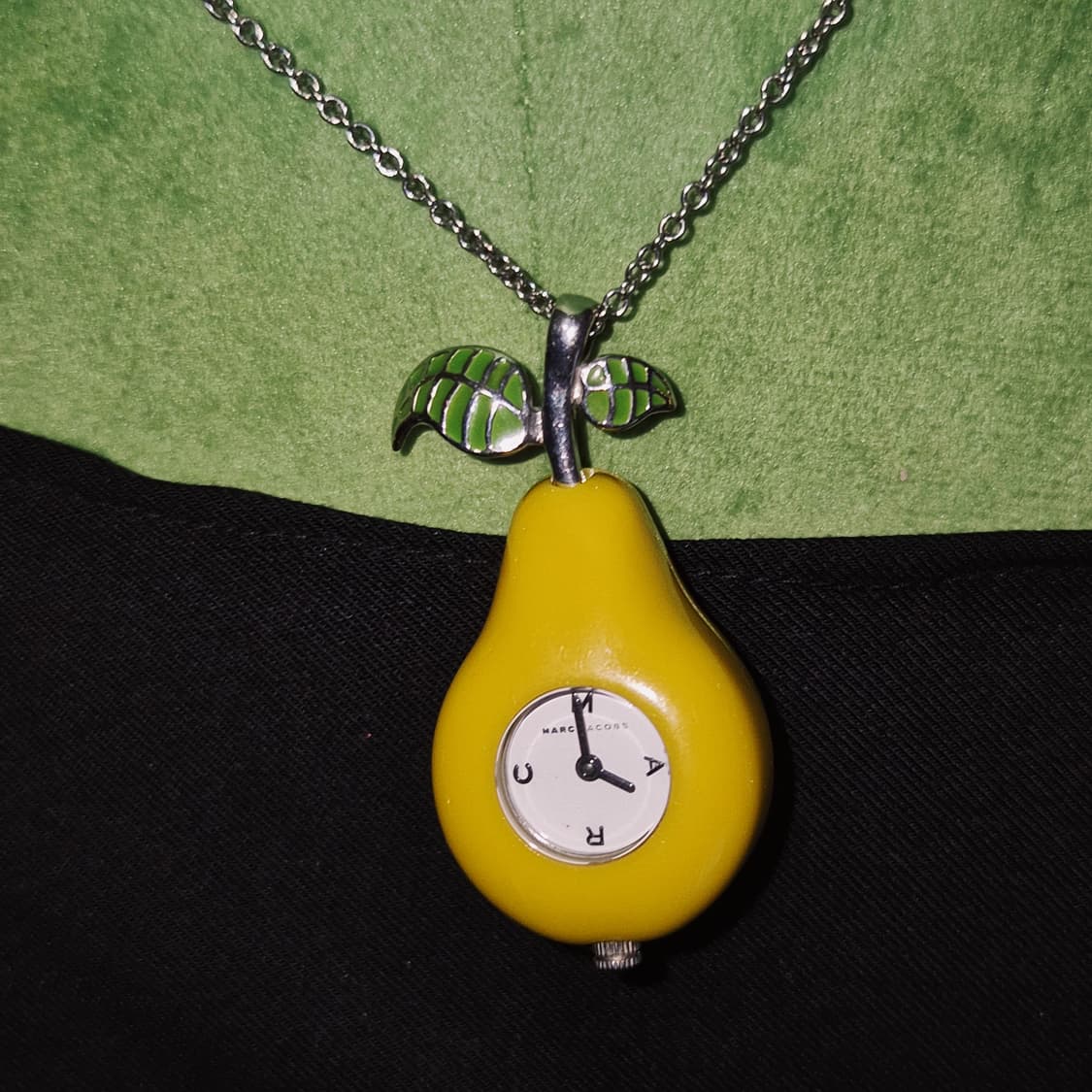 마크제이콥스 빅 서양배 시계 목걸이 상품이미지7