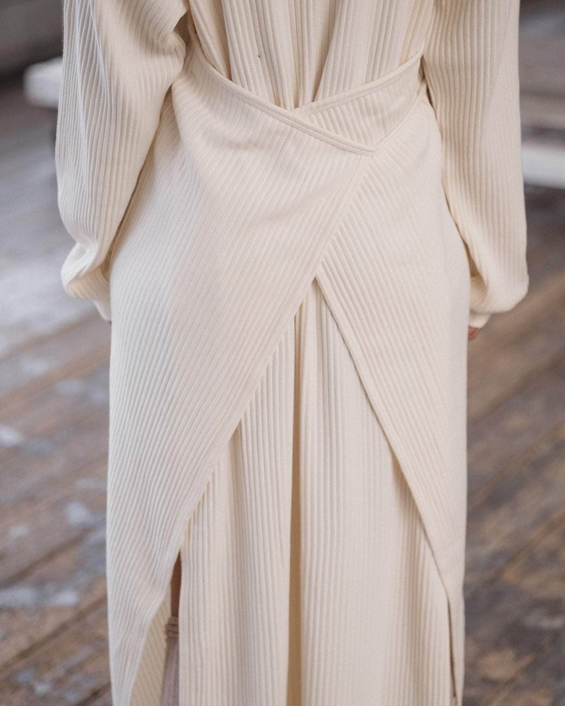 [XXS,XS,S]베이스레인지 25fw Shaw 랩 원피스/오프화이트 상품이미지4