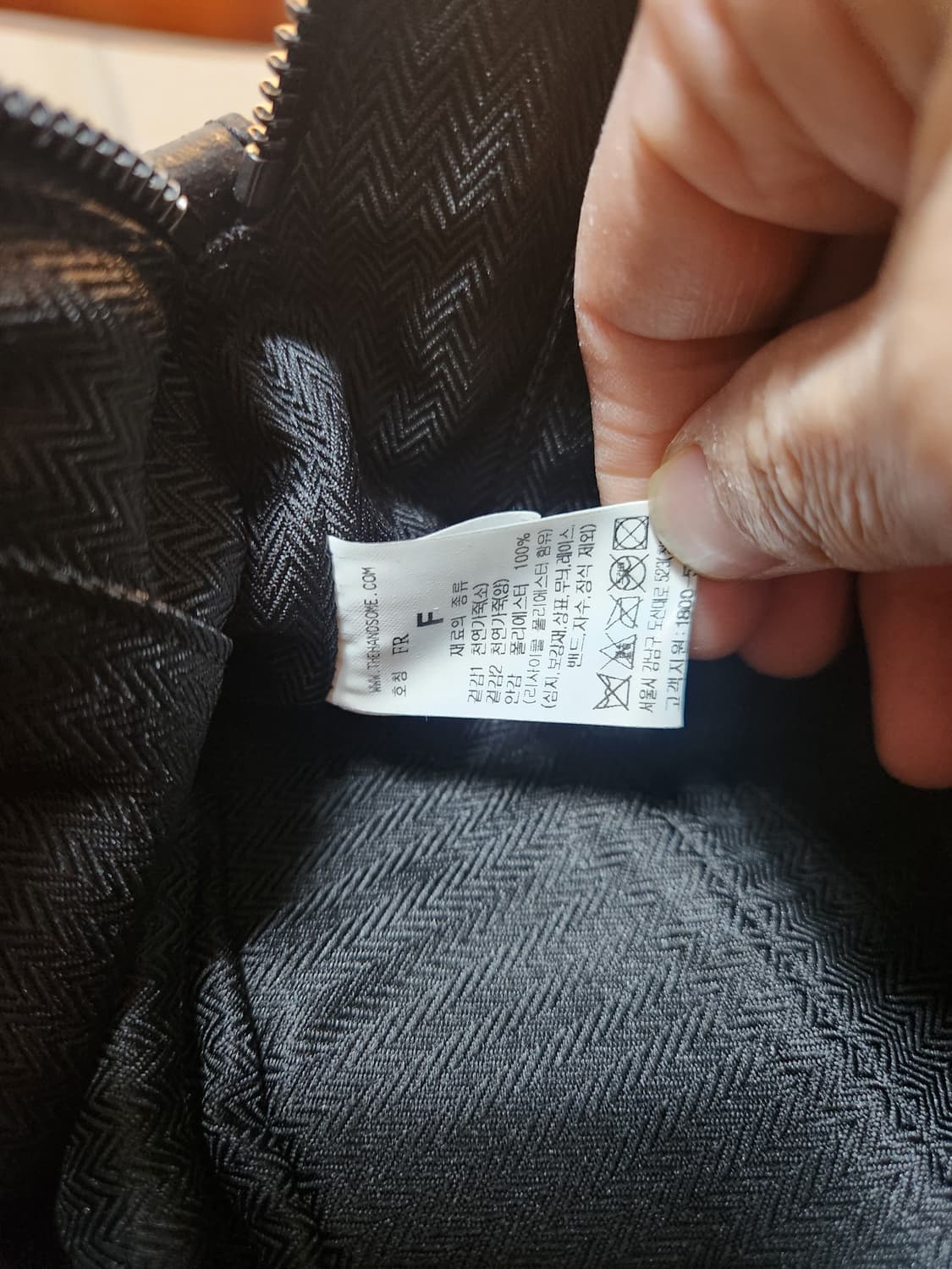 한섬루즈앤운지 블랙 체인 숄더백 가방 상품이미지6