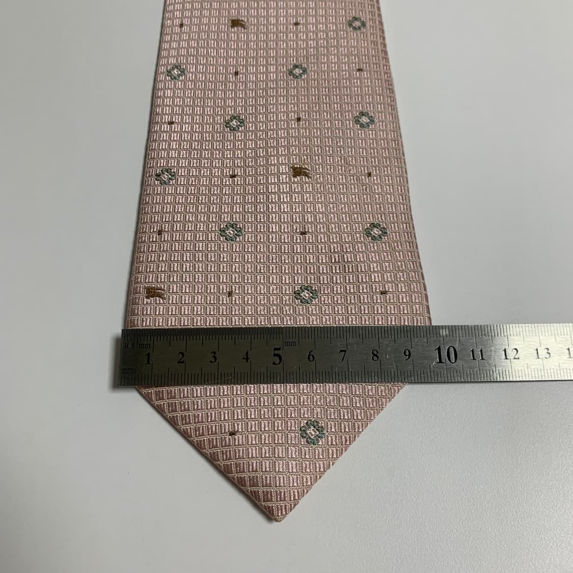 버버리(BURBERRY) 로고플레이 명품넥타이 100실크 A-A+등급 상품이미지10