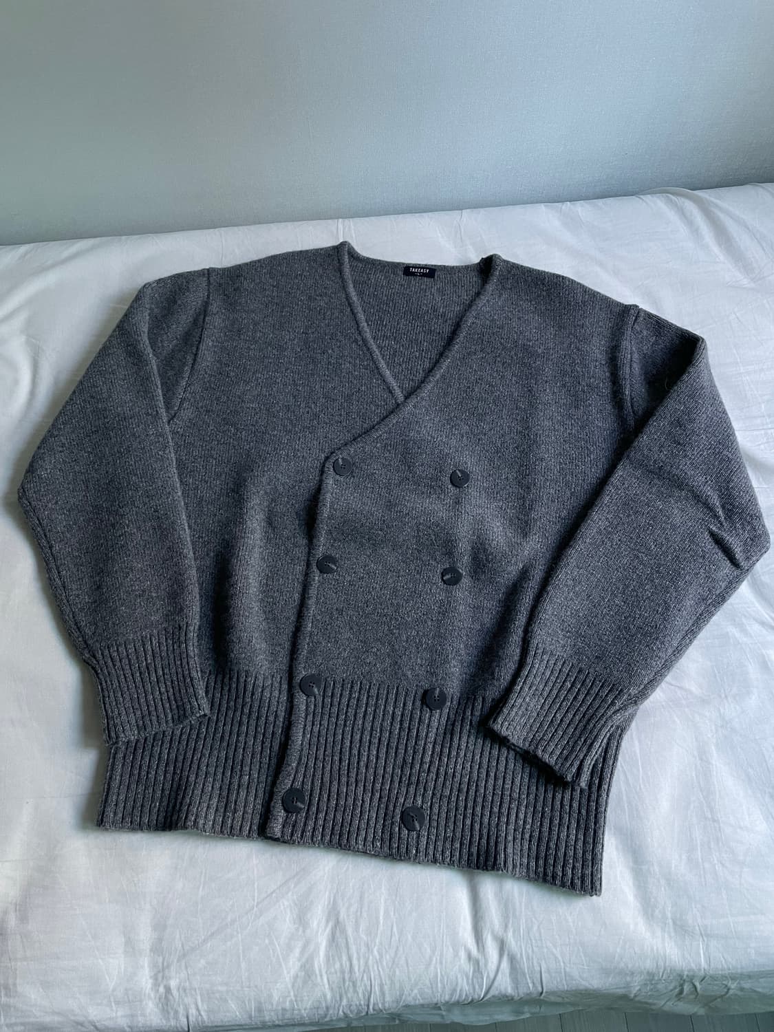 테이크이지 더블버튼 크롭 울 가디건 L 상품이미지1