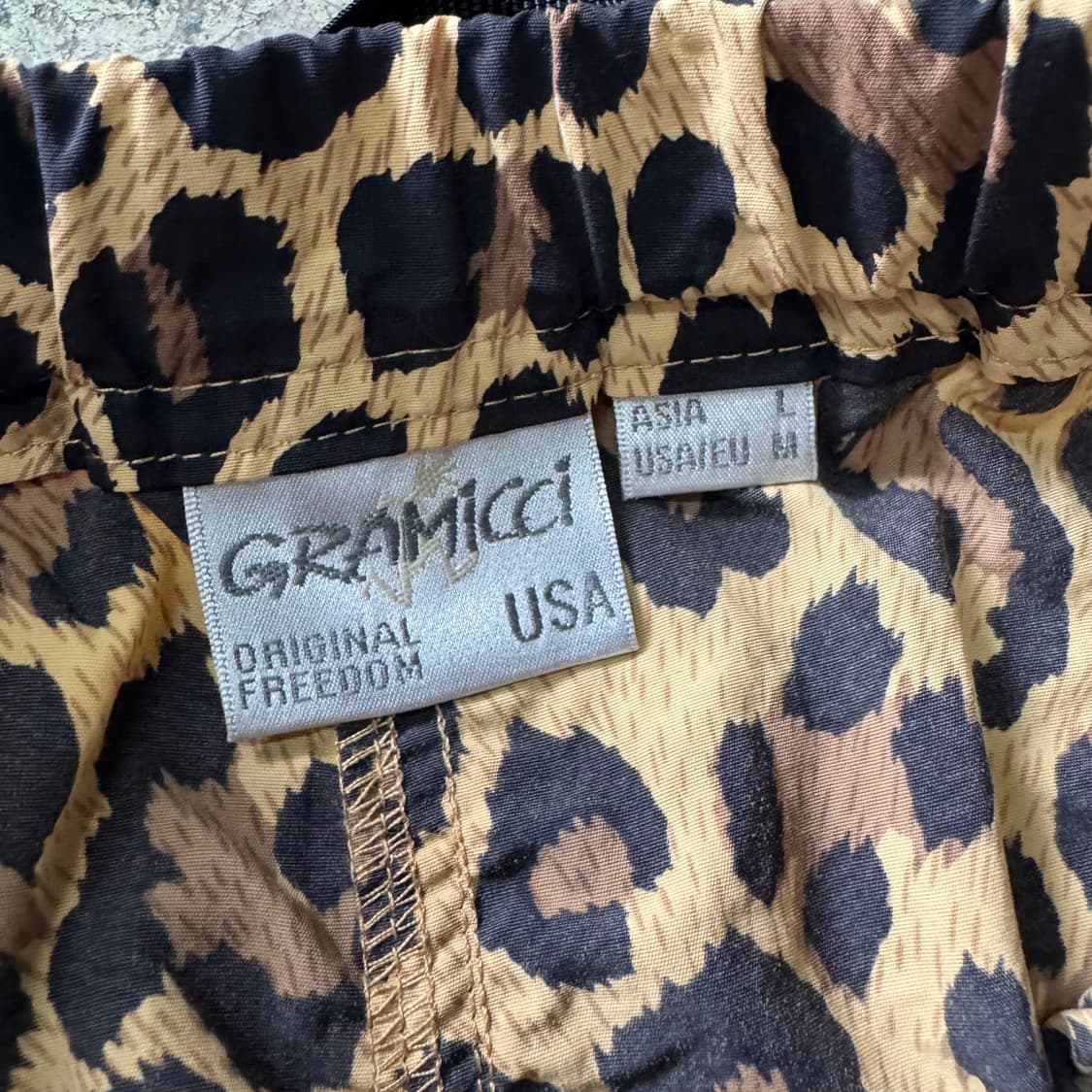 [L] Gramicci 그라미치 레오파트 패턴 나일론 하프 팬츠 상품이미지6