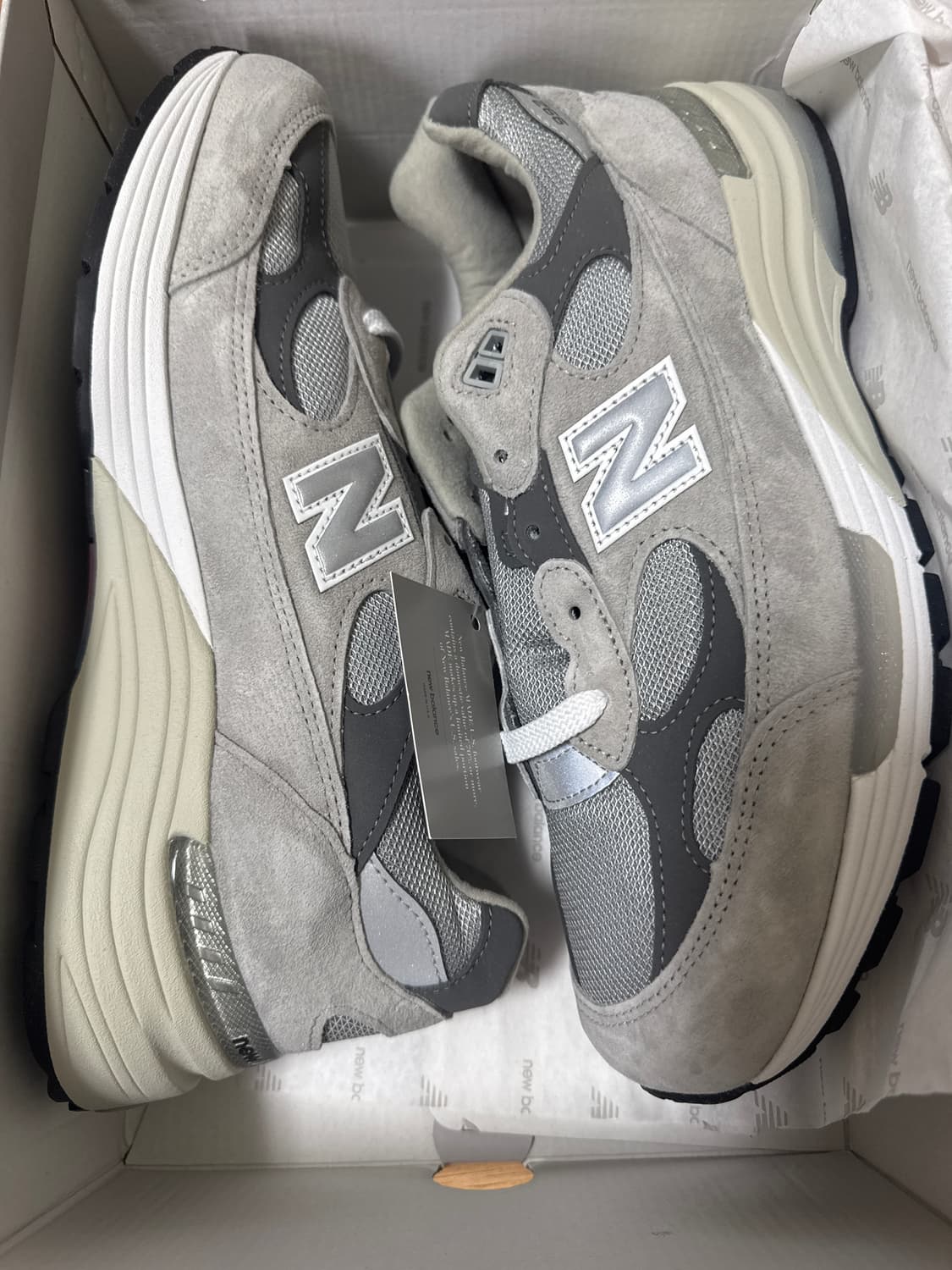 뉴발란스 992 그레이 U992GY 275 사이즈 상품이미지1