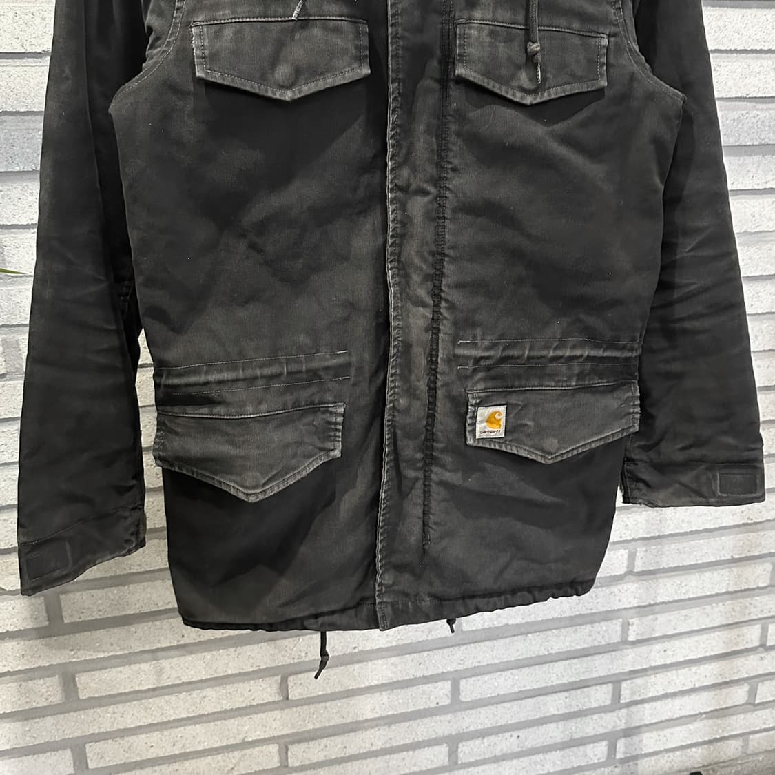 칼하트 후드 필드 자켓 쉐르파 안감 4포켓 스트링 디테일 블랙 상품이미지5