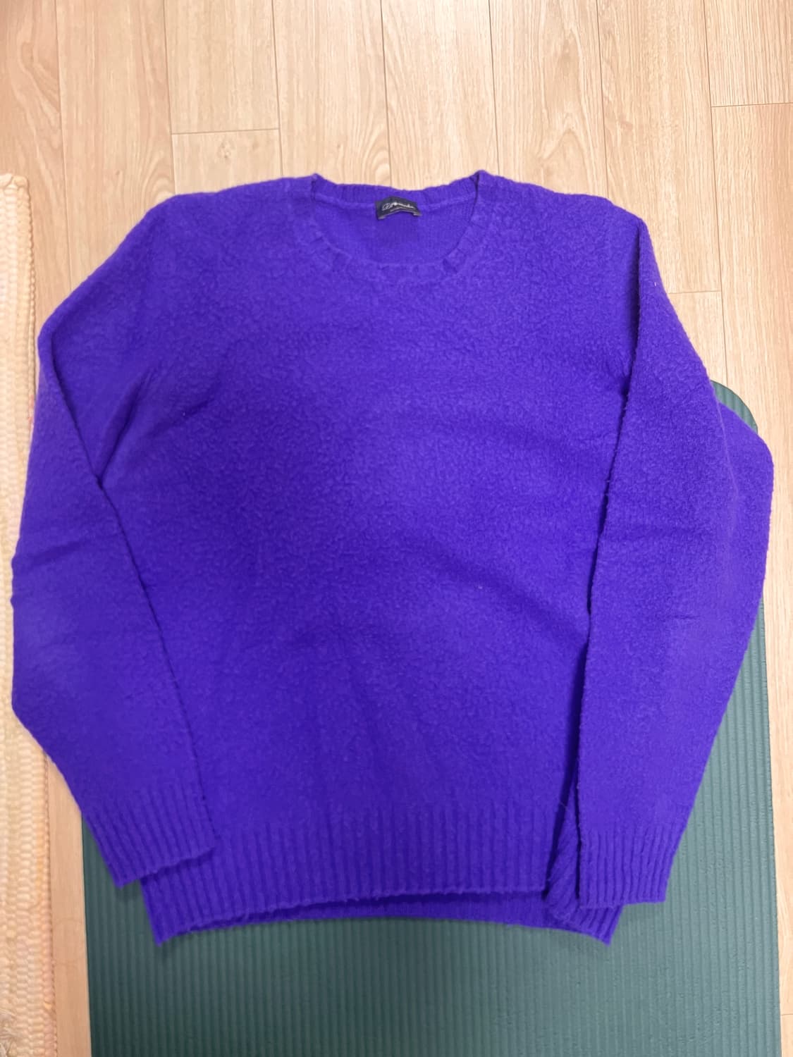 드루모어 쉐기독 라운드넥 니트 상품이미지1