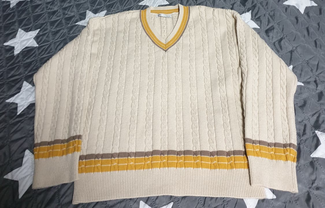 미쏘 브이넥 케이블 패턴 긴팔 니트 (S) 상품이미지1