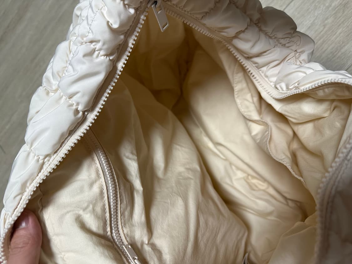 코스 퀼티드 백 오버사이즈 상품이미지2