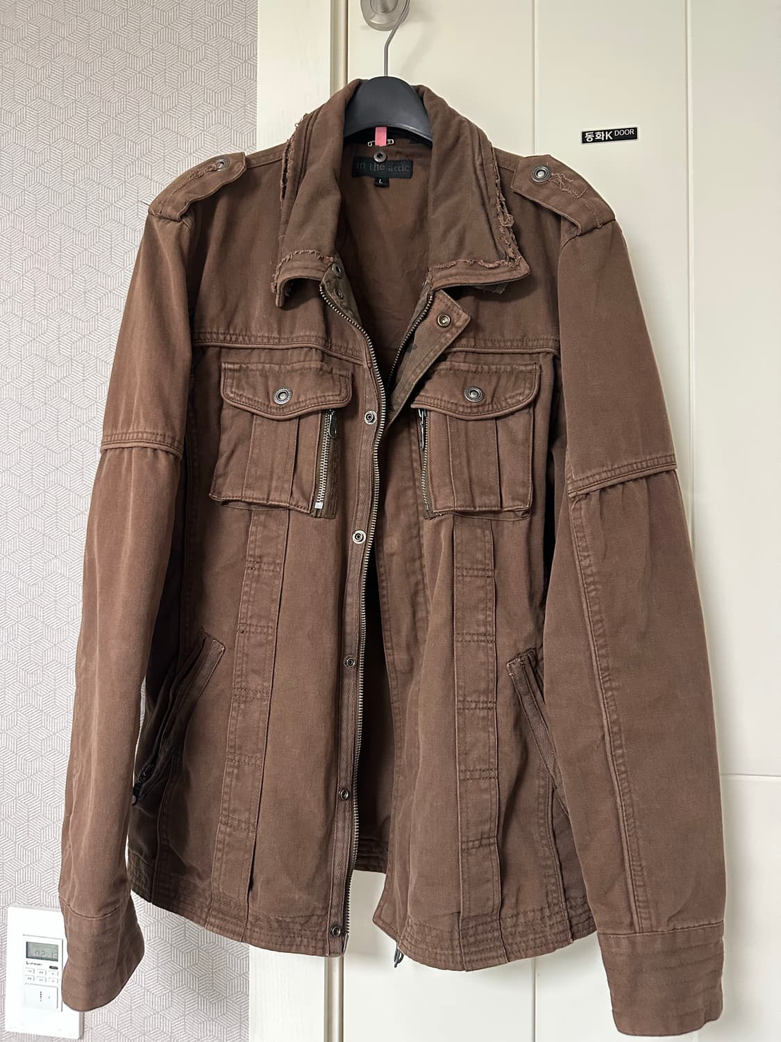 In the attic jacket 상품이미지1